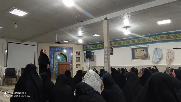 جلسات کارگاه مهارت های زندگی با موضوع مدیریت هیجانات با حضور سرکار خانم  دکتر سعیده  صفری  پردیس خواهران  2