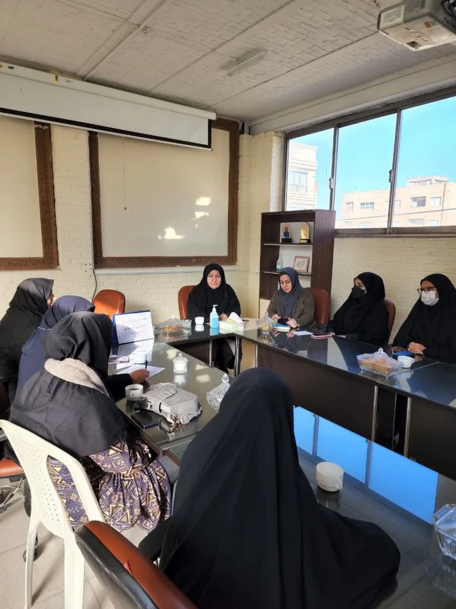 جلسه دبیران کانون ها و تشکل های دانشجویی  پردیس امام جعفر صادق (ع)  2