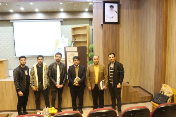 آیین رونمایی از کتاب ریاضیات پایه( مولفین: دکتر سیدجلال لنگری؛ دکتر محمدعلیزاده جمال) 2