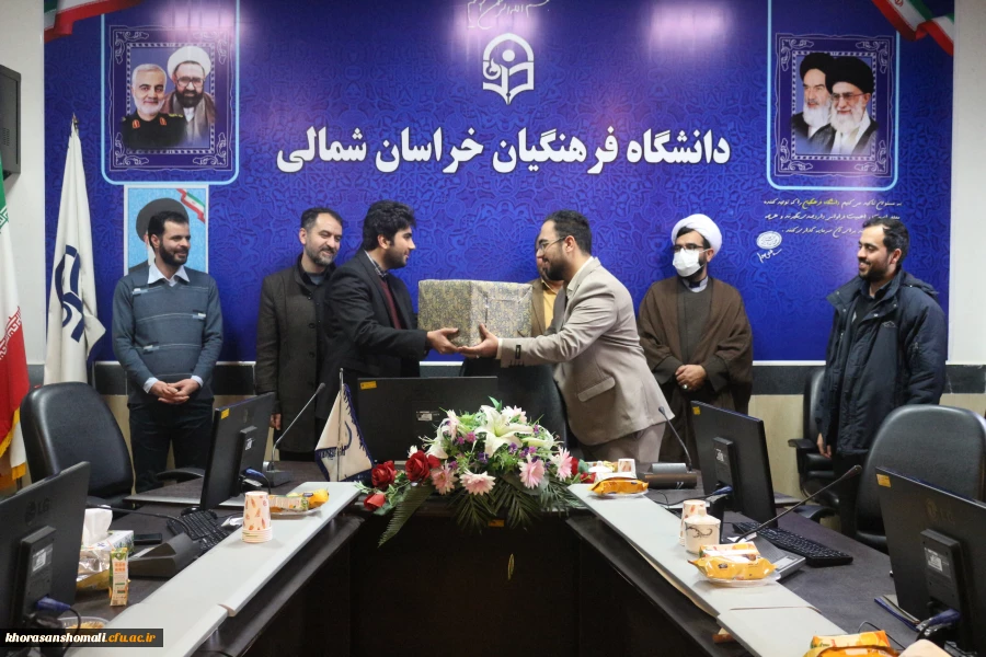 جلسه تودیع و معارفه مسئول بسیج دانشجویی دانشگاه فرهنگیان بجنورد با حضور دکتر صدیقی مسئول بسیج دانشجویی دانشگاه فرهنگیان کشور 4