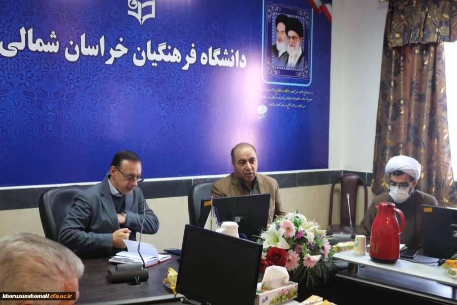  نشست صمیمی نماینده محترم مردم بجنورد، مانه و سملقان، گرمه و جاجرم، رازوجرگلان جناب آقای دکتر وحیدی با کارکنان و مسئولین پردیس امام محمدباقر(ع) خراسان شمالی 2