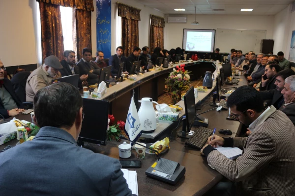  نشست صمیمی نماینده محترم مردم بجنورد، مانه و سملقان، گرمه و جاجرم، رازوجرگلان جناب آقای دکتر وحیدی با کارکنان و مسئولین پردیس امام محمدباقر(ع) خراسان شمالی 3