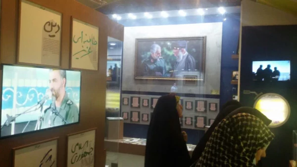 بازدید مسئولان نشریات دانشجویی و دبیران کانون مکتب شهید سلیمانی دانشگاه فرهنگیان خراسان شمالی از موزه دفاع مقدس کرمان 5