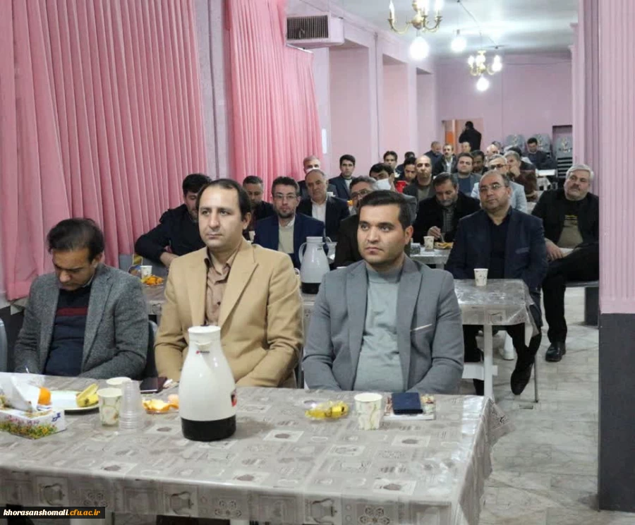 نشست بصیرتی و معرفتی فرهنگ شهید سلیمانی 11