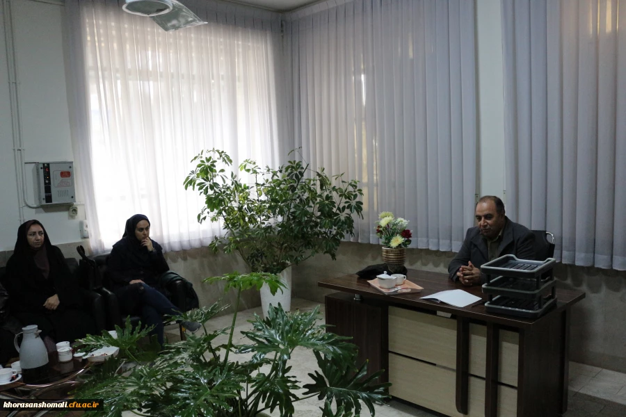 نشست دکتر لنگری با همکاران اموردانشجویی و سرپرستان خوابگاه پردیس امام جعفر صادق (ع) 4