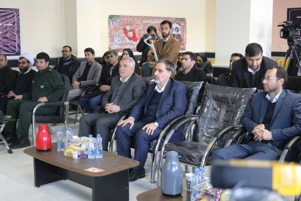 افتتاحیه ساختمان حیات طیبه با حضور استاندار ، نماینده مجلس ، روسای دانشگاه و مدیران دستگاههای اجرایی استان 3