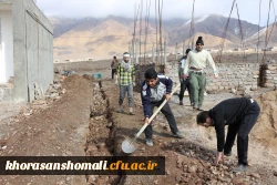 حضور ریاست محترم دانشگاه فرهنگیان خراسان شمالی به اتفاق اساتید و کارکنان در اردوی جهادی(آموزشی-تربیتی،عمرانی) دانشجومعلمان دانشگاه از روستای قِلی جاجرم. 2