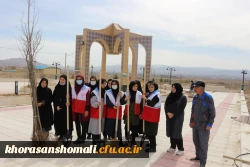 کاشت نهال به مناسبت روز درختکاری در محوطه گلزار شهدای گمنام و فضاهای سبز دانشگاه 9