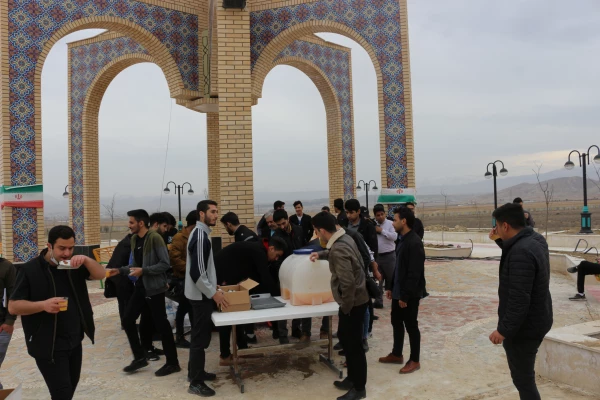 برپایی ایستگاه صلواتی بمناسبت ایام شعبانیه در محل گلزار شهدای گمنام 6