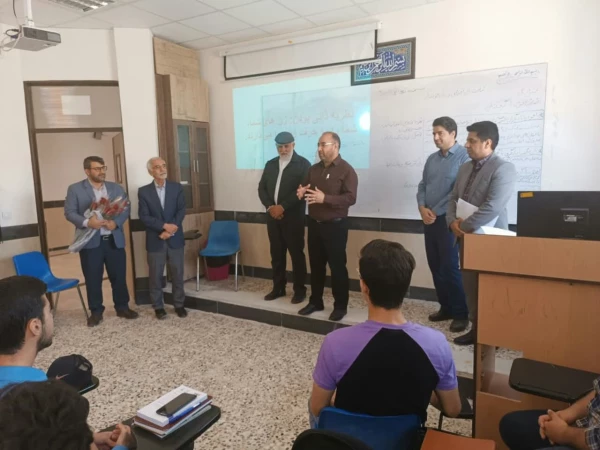 تقدیر ریاست دانشگاه از اساتید پردیس های دانشگاه فرهنگیان به مناسبت گرامیداشت مقام معلم 4