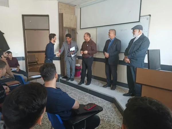 تقدیر ریاست دانشگاه از اساتید پردیس های دانشگاه فرهنگیان به مناسبت گرامیداشت مقام معلم 11