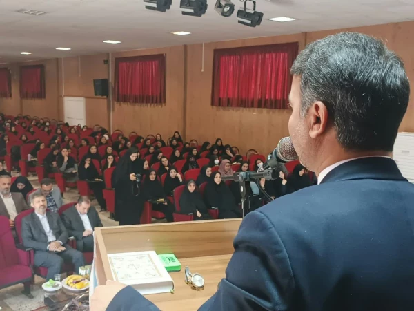 بزرگداشت مقام معلم و سرآمدی آموزش با حضور معاون محترم پرورشی و فرهنگی وزارت آموزش و پرورش 5