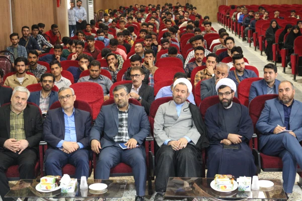 نشست صمیمی همکاران و دانشجومعلمان دانشگاه فرهنگیان خراسان شمالی با مشاور محترم ریاست دانشگاه فرهنگیان حجت الاسلام والمسلمین دکتر عابدی و مدیرکل محترم حراست سازمان مرکزی دانشگاه فرهنگیان جناب آقای دکتر قاسمی 6