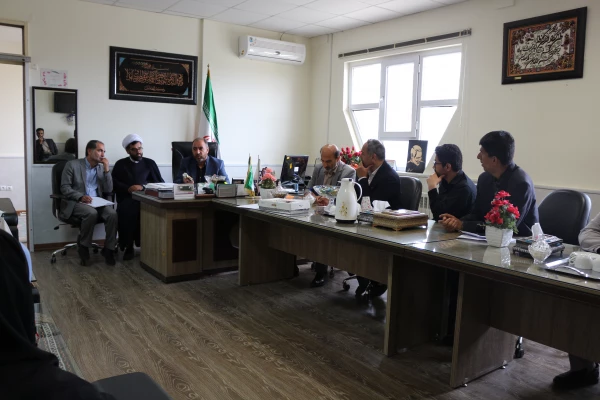 دومین جلسه برگزاری همایش استانی مقالات علمی با محوریت قرآن در دفتر مدیریت استان 2