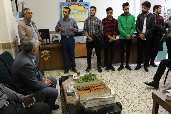 دیدار مسئولین حوزه دانشجویی و جمعی از دانشجویان رشته مشاوره از دانش آموزان با نیازهای ویژه مجنمع امام خامنه ای شهرستان بجنورد 4