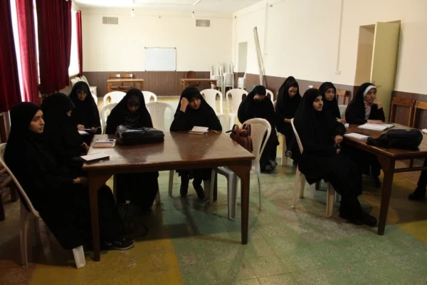 برگزاری سلسله کارگاه های پژوهشی مهارت های مقاله نویسی پردیس خواهران 3