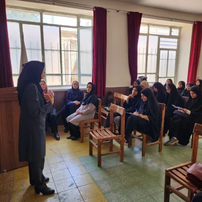 برگزاری کارگاه بصیرتی با محوریت معمار خانواده پایدار در پردیس خواهران 4