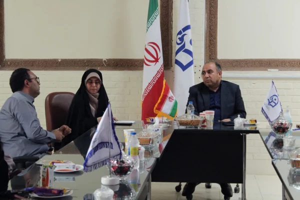 جلسه کمیته زیبا سازی پردیس خواهران 3