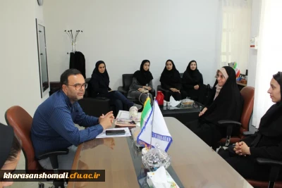 تقدیر و تشکر از بازیکنان تیم والیبال چهار نفره پردیس خواهران راه یافته به یک هشتم نهایی مسابقات کشوری