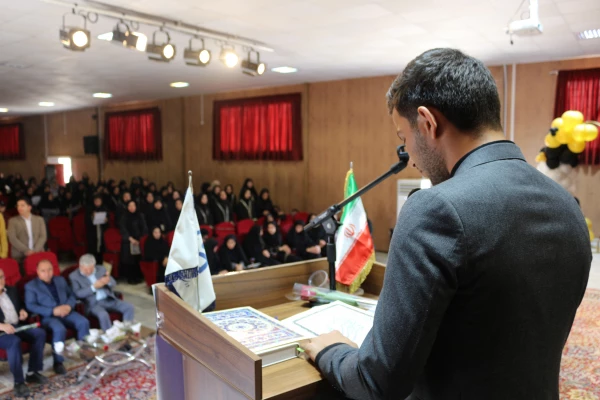 برگزاری جشن دانش آموختگی ویژه فارغ التحصیلان ورودی 98 18