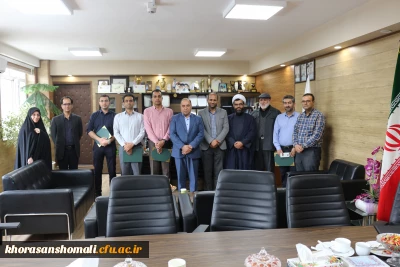 نشست صمیمی مسئولین دانشگاه با مدیرکل نوسازی و توسعه مدارس استان