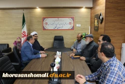 نشست صمیمی مسئولین دانشگاه با مدرکل نوسازی و توسعه مدارس استان 4