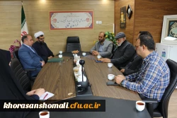 نشست صمیمی مسئولین دانشگاه با مدرکل نوسازی و توسعه مدارس استان 5