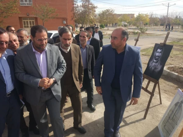 نشست صمیمی وزیر محترم آموزش و پرورش جناب آقای دکتر صحرایی با نومعلمان تمدن ساز خراسان شمالی  و دانشجویان در دانشگاه فرهنگیان 4