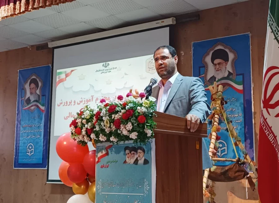 نشست صمیمی وزیر محترم آموزش و پرورش جناب آقای دکتر صحرایی با نومعلمان تمدن ساز خراسان شمالی  و دانشجویان در دانشگاه فرهنگیان 8