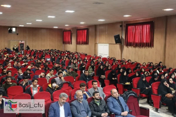 نشست دانشجویی با موضوع انتخابات و برگزاری "دیوار جیغ" 6