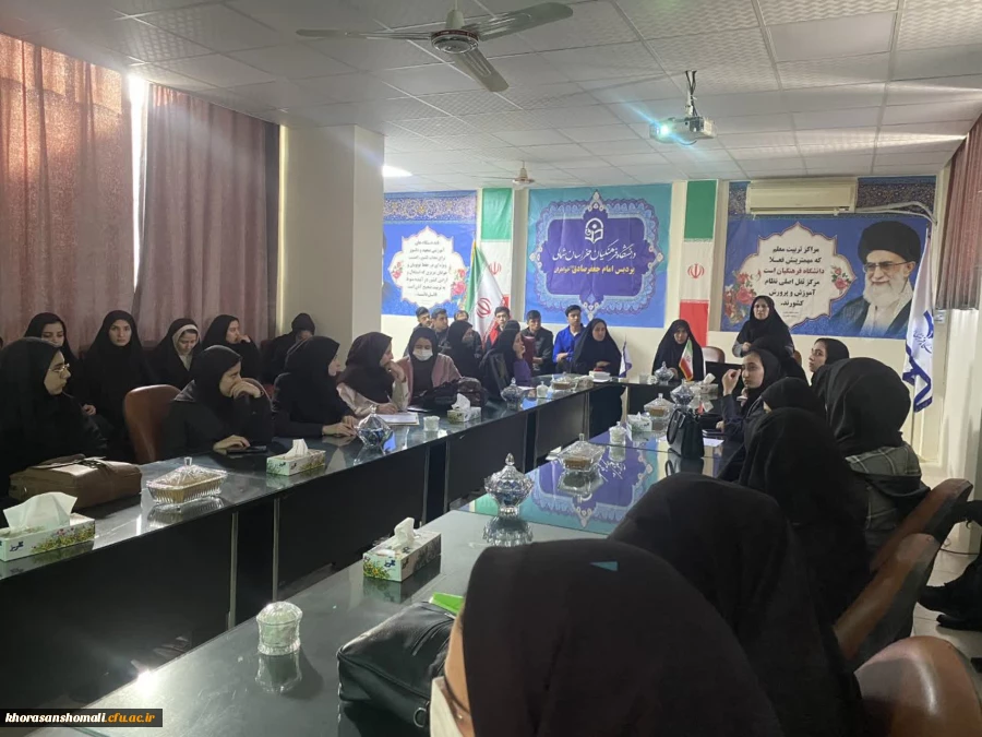 برگزاری کارگاه ابزار و رسانه آموزشی ( یازدهمین جشنواره تدریس برتر استان خراسان شمالی) 2