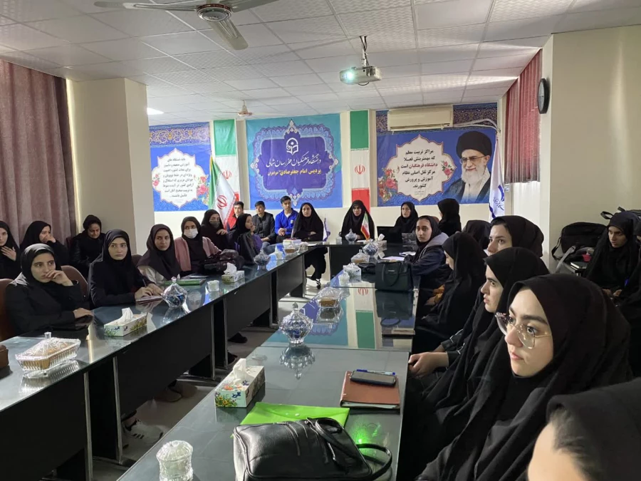 برگزاری کارگاه ابزار و رسانه آموزشی ( یازدهمین جشنواره تدریس برتر استان خراسان شمالی) 4