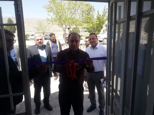 افتتاحیه خشکشویی، تایپ و تکثیر، پیرایش و بوفه دانشجویی دانشگاه 4