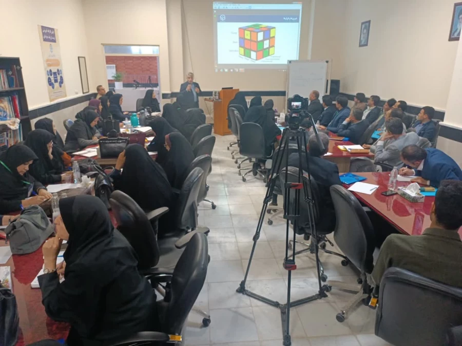 برگزاری دوره تربیت ارزیاب حرفه ای در استان خراسان شمالی با حضور دکتر ایوب ابراهیمی رئیس مرکز نظارت و ارزیابی سازمان مرکزی 9