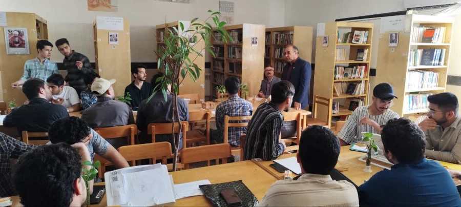 کارگاه آموزشی: 
✔️ تجربیات یک استاد؛ دعوت به کشف داستان ها و چالش های یک معلّم مجرَّب 3