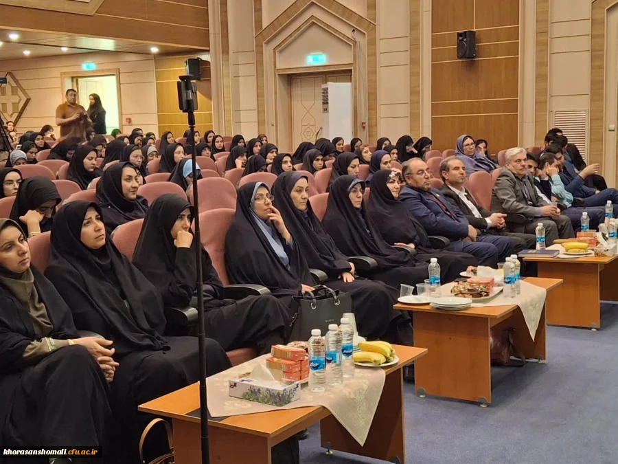 حضور خانم دکتر میترا تیموری، مشاور وزیر آموزش و پرورش در امور زنان همزمان با هفته گرامیداشت مقام شامخ معلم 6