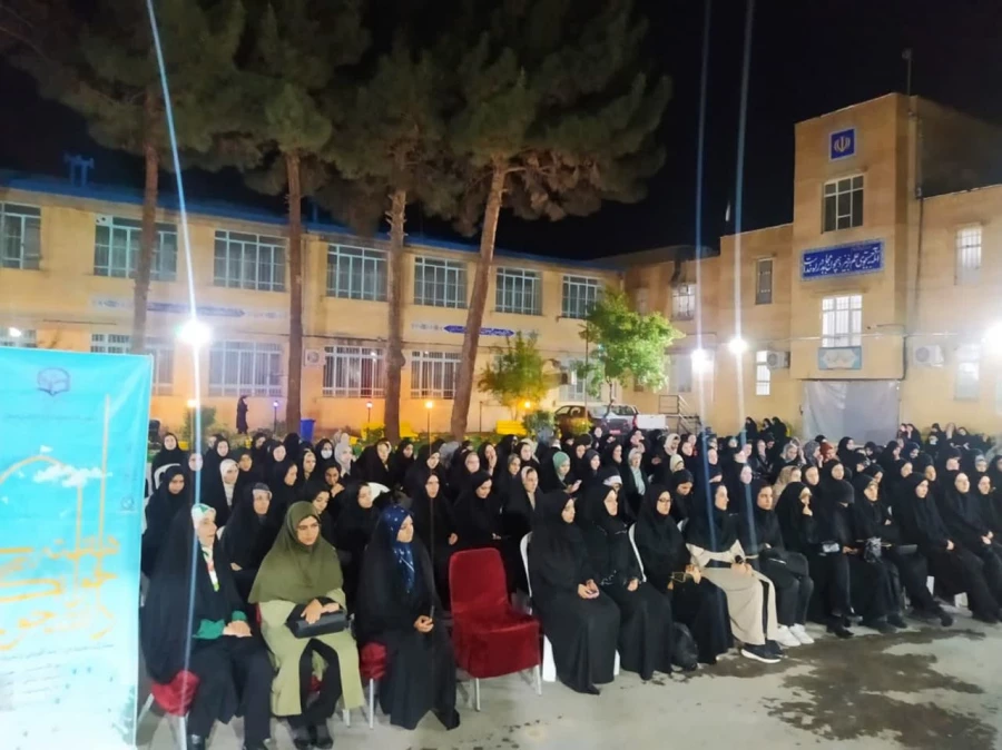 برگزاری جلسه پرسش و پاسخ مسئولین پردیس امام جعفرصادق (ع) با دانشجومعلمان به مناسبت هفته سراهای دانشجویی 2