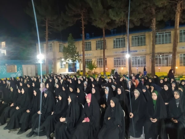 برگزاری جلسه پرسش و پاسخ مسئولین پردیس امام جعفرصادق (ع) با دانشجومعلمان به مناسبت هفته سراهای دانشجویی 2