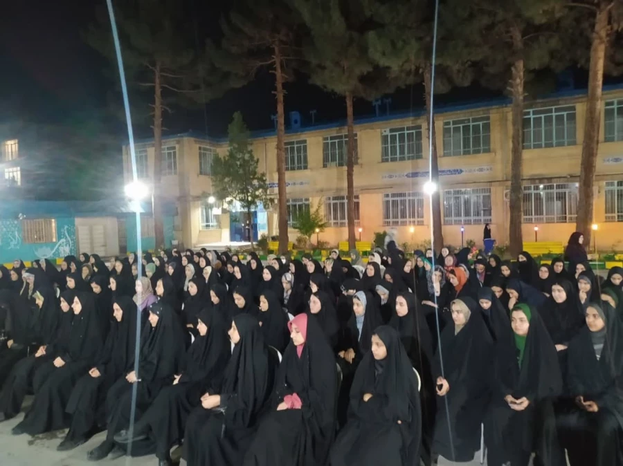 برگزاری جلسه پرسش و پاسخ مسئولین پردیس امام جعفرصادق (ع) با دانشجومعلمان به مناسبت هفته سراهای دانشجویی 2