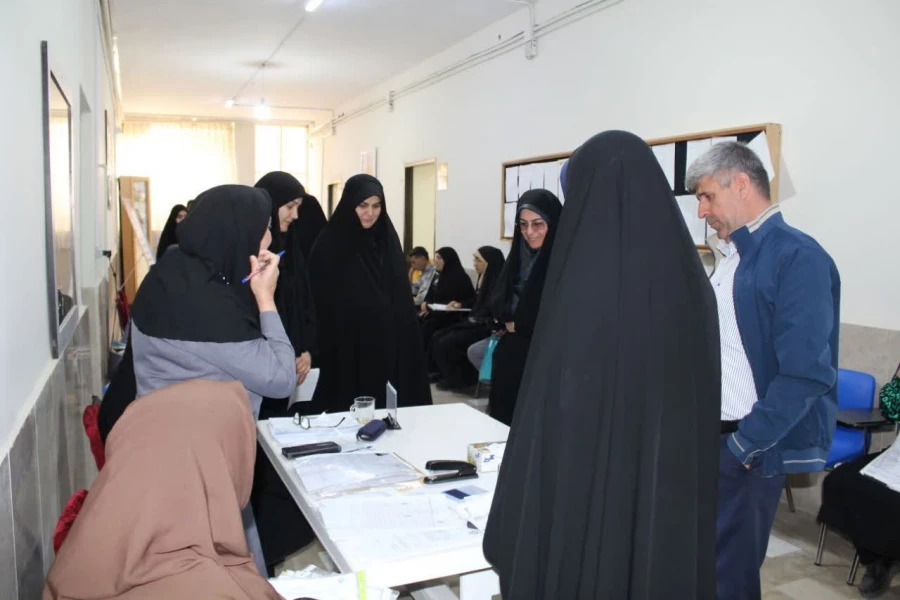 ثبت نام حضوری و استقبال از دانشجومعلمان    جدیدالورود مهر ۱۴۰۴ پردیس امام جعفرصادق (ع) خراسان شمالی همزمان با آغاز هفته ی دفاع مقدس 3