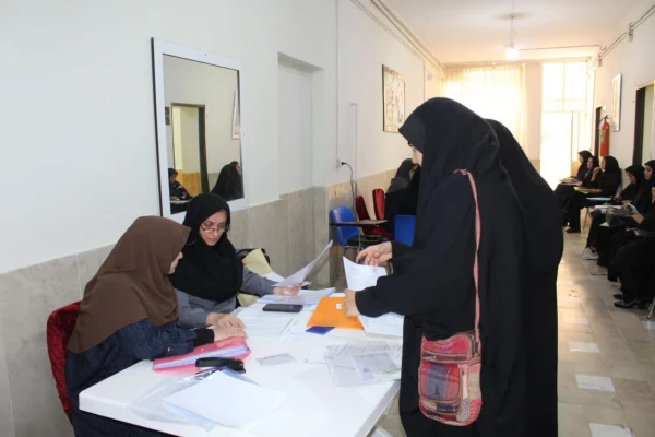 ثبت نام حضوری و استقبال از دانشجومعلمان    جدیدالورود مهر ۱۴۰۴ پردیس امام جعفرصادق (ع) خراسان شمالی همزمان با آغاز هفته ی دفاع مقدس 8