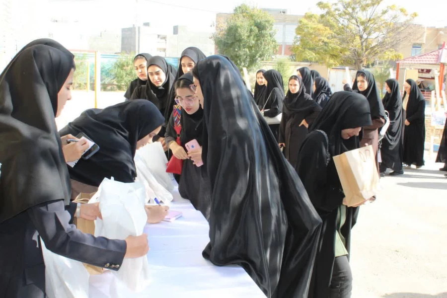 برگزاری آیین استقبال از دانشجویان جدیدالورود مهر ۱۴۰۴ پردیس امام جعفرصادق علیه السلام  7