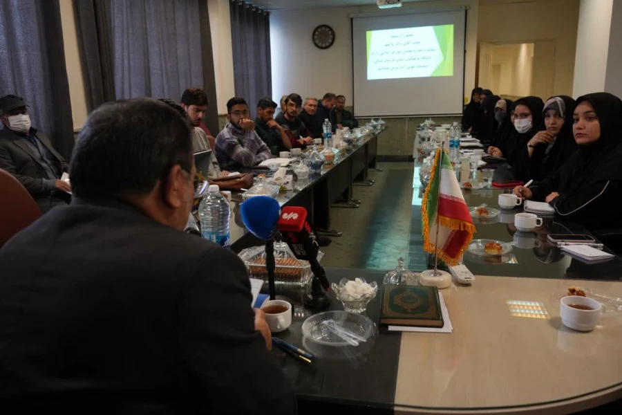 نشست پرسش و پاسخ تشکل های دانشجویی دانشگاه فرهنگیان خراسان شمالی با حضور نماینده مجلس جناب آقای دکتر پاکمهر  5