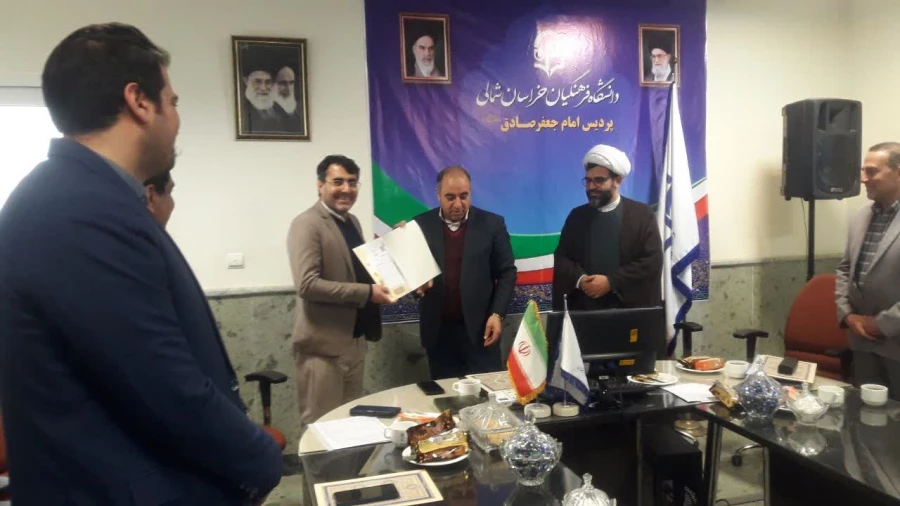 جلسه معارفه معاونین و روسای دانشکده های دانشگاه فرهنگیان خراسان شمالی 7